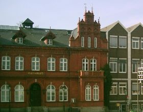 Rotes Rathaus.jpg